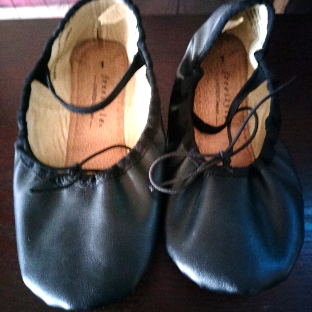 Size 1 Black Ballet Shoes